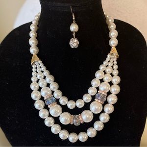 This is a Beautiful & Elegant Cream Color Faux Pearl Necklace Set